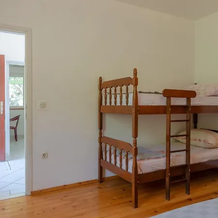 Olivera Apartment Potirna